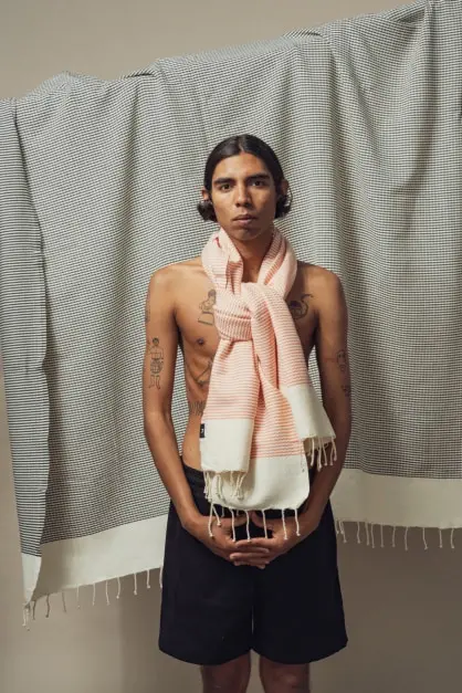 Nazaré Noire Serviette Grande  (2)