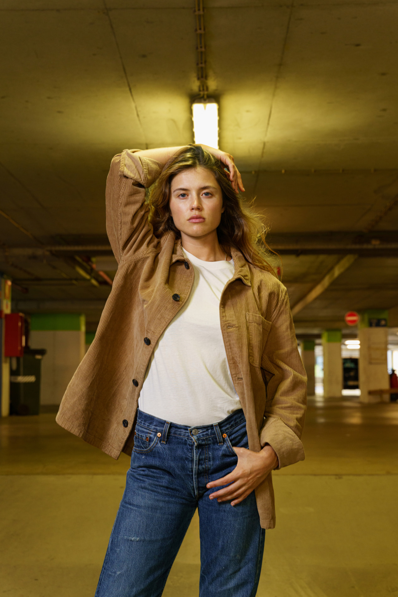 Futah - Veste en velours côtelé beige (5)