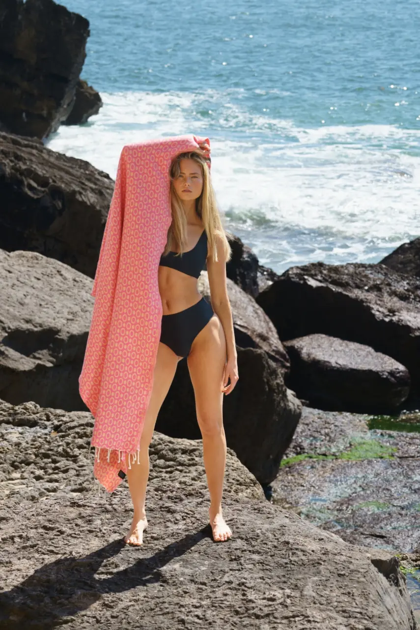 Futah - Ericeira Black Bikini Top (2)