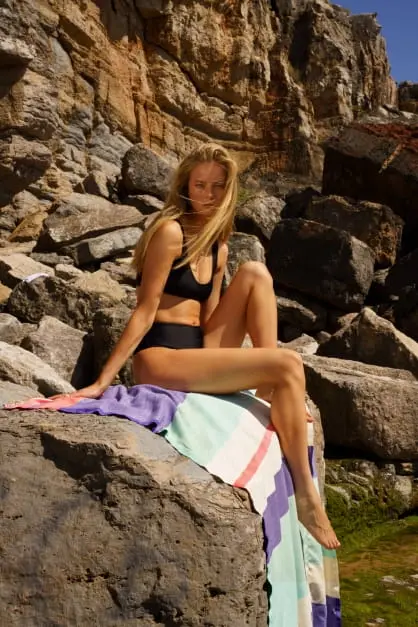 Ericeira Noir Bikini Top