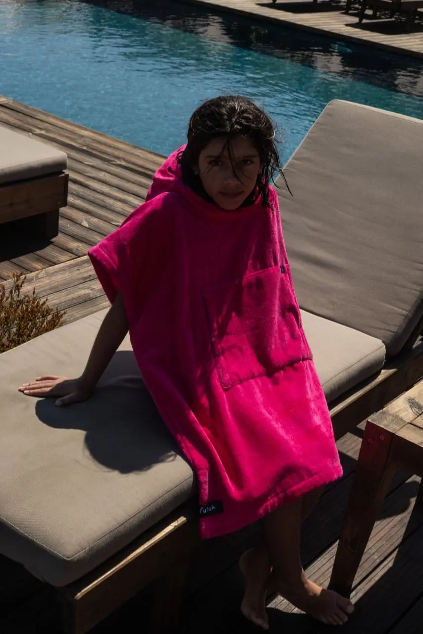 Futah - Ericeira Rose Neon Poncho Épongé Enfant (2)